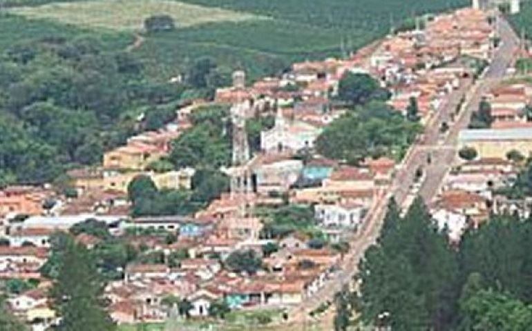 Jovem de 16 anos tenta suicídio em Tejupá