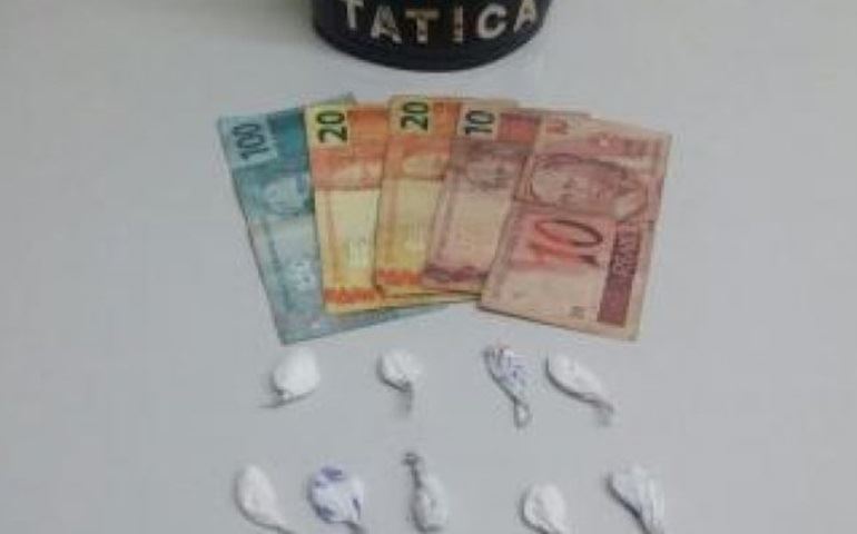 Homem é preso por tráfico no largo Santa Cruz em Avaré