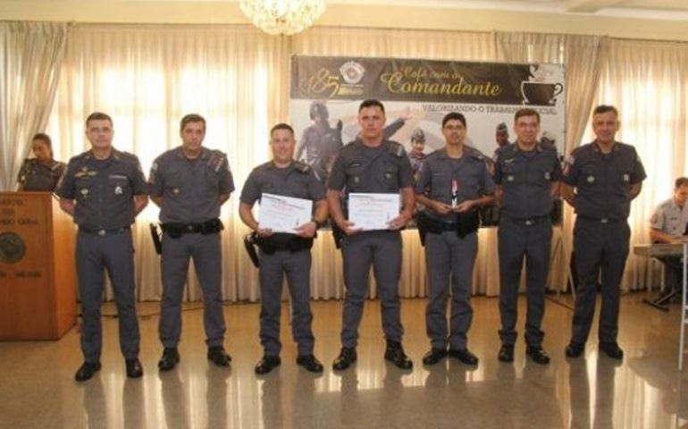 Policias Militares de Avaré recebem homenagem do Comando Geral na Capital