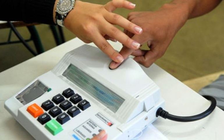 Justiça Eleitoral convida interessados a se inscreverem como mesário