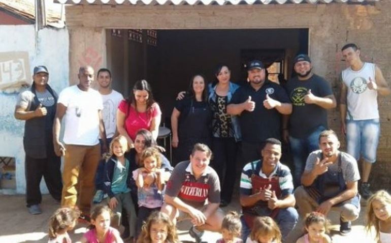 AÇÃO CONJUNTA LEVA SOLIDARIEDADE AOS MORADORES DA ?VILA ESPERANÇA? EM AVARÉ