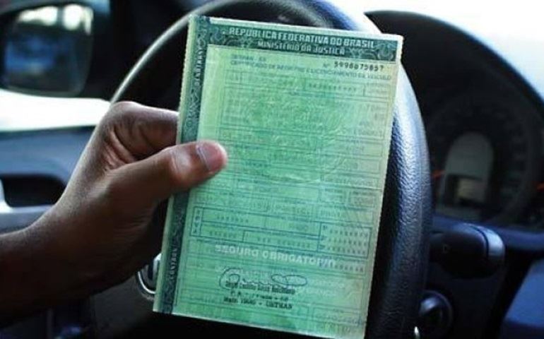 Detran estende prazo para licenciamento de carro final 2