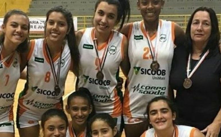 TIME DE BASQUETE DA UNIMED AVARÉ GANHA BRONZE NOS JOGOS DA JUVENTUDE
