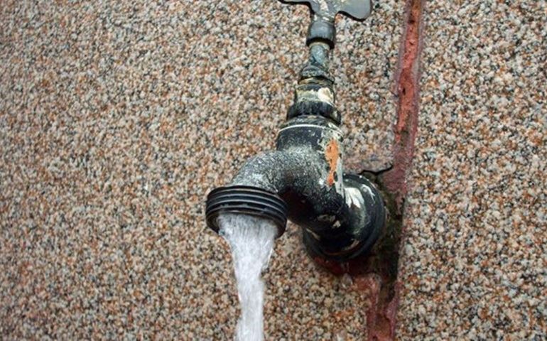 Justiça suspende divisão de dívida com a Sabesp entre moradores de condomínio de Avaré