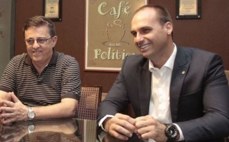 Filho de Bolsonaro diz que vai apoiar Subtenente Wilson, de Avaré, como pré-candidato a deputado