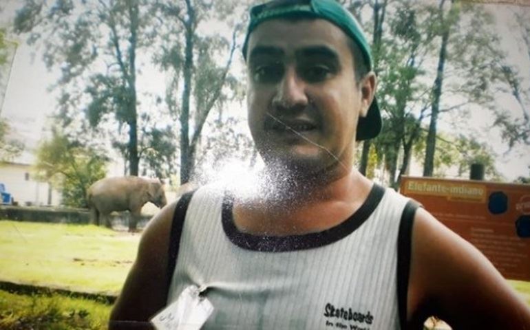 Homem continua buscas por irmão com problemas mentais que sumiu há 1 mês: 'Não consigo mais dormir'