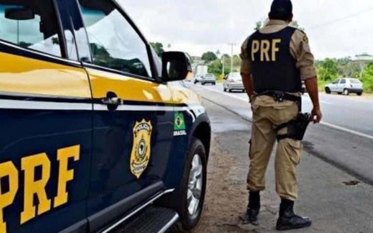 Capotamentos são registrados na rodovia Castello Branco em Avaré e Cerqueira César