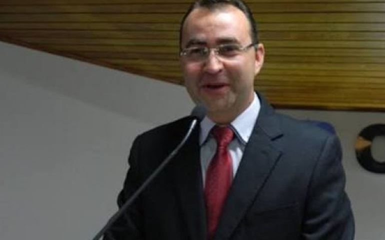 Vereador aponta problemas com o lixo