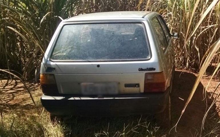 Carro furtado há dias é encontrado e receptador preso em Cerqueira César