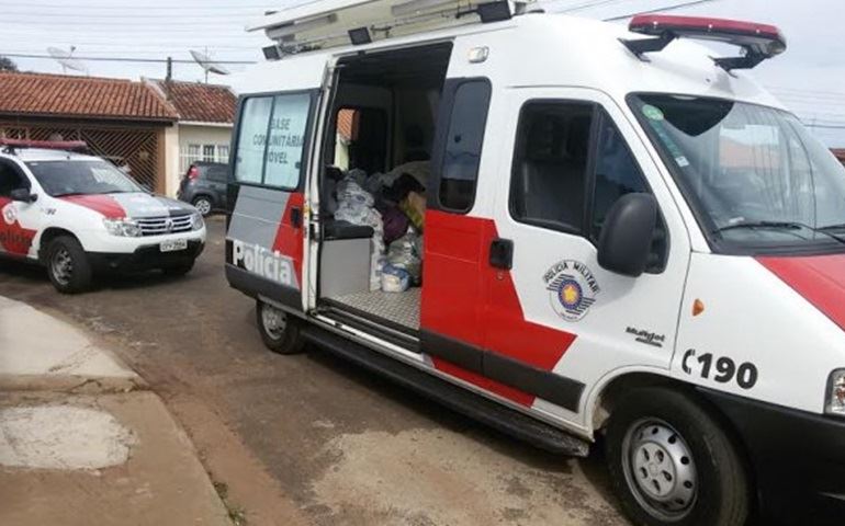POLÍCIA MILITAR PARTICIPA DA CAMPANHA DO AGASALHO