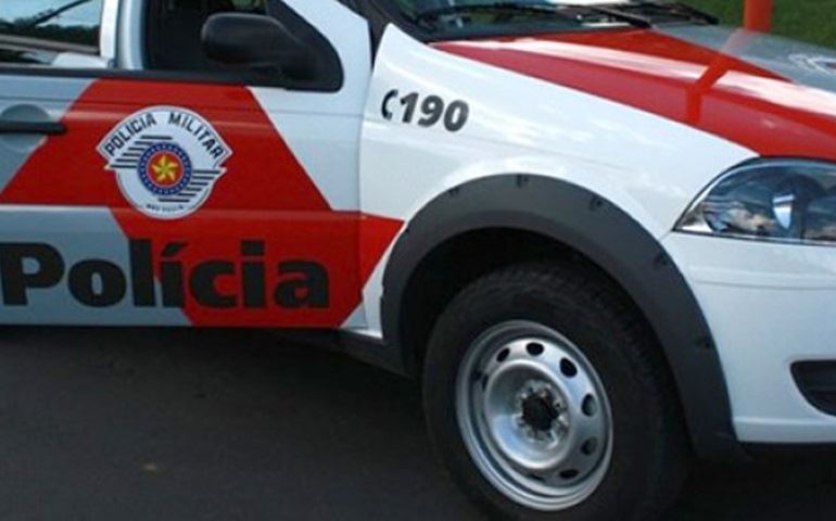 Mulher de 57 anos é esfaqueada pelo companheiro em Botucatu