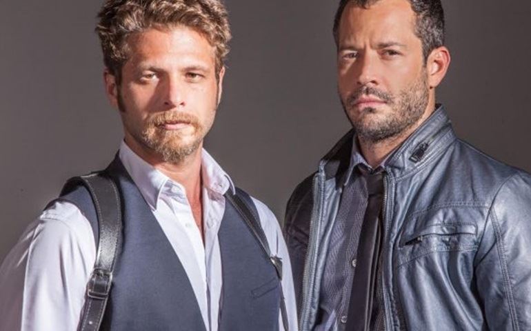 O espetáculo ?Chuva Constante? chega a Botucatu neste sábado às 20h no Teatro Municipal
