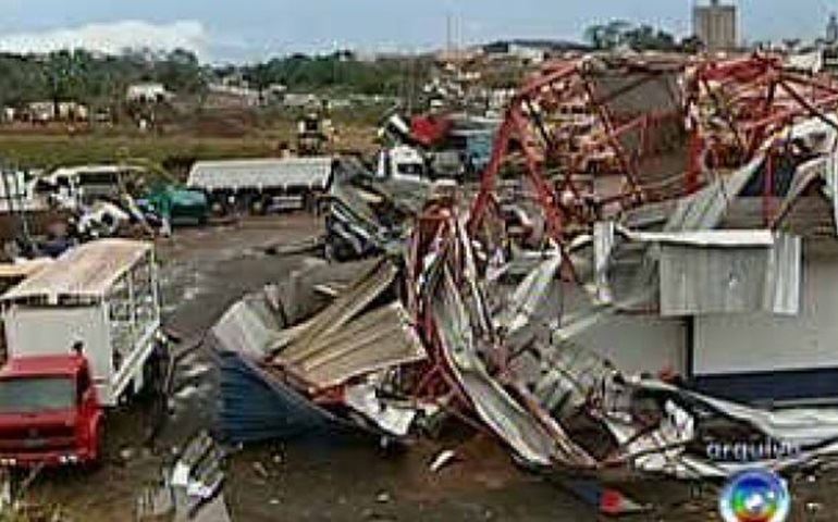 Taquarituba Vítimas do Tornado Terão antecipação de um salário