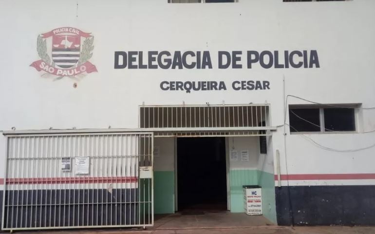 Homem é preso após esfaquear filha, ex-companheira e enteado no interior de SP