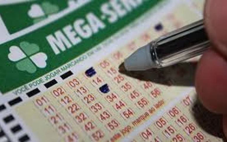 Mega-Sena acumula, e prêmio pode chegar a R$ 34 milhões