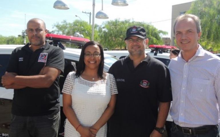 Polícia Civil de São Manuel recebe duas viaturas Zero KM