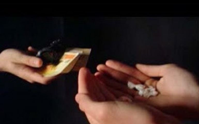 Suspeito de tráfico é preso com porções de maconha em Avaré