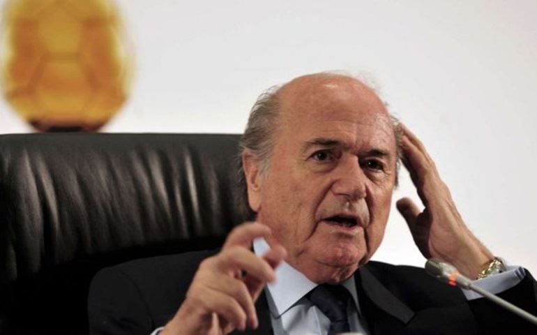 Fifa propõe que Copa de 2022 aconteça em novembro e clubes partem para o ataque