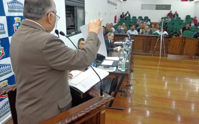 DENUNCIA CONTRA O VEREADOR DR. ERNESTO FOI ARQUIVADA