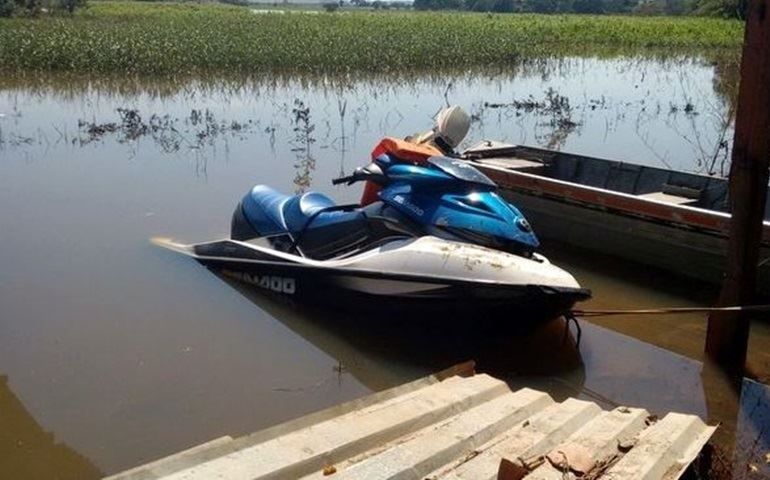 Piloto de moto aquática disse que colete saiu da jovem, conta delegado