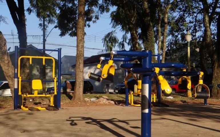 Prefeitura instala academia adaptada para pessoa com deficiência na Caic