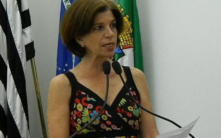 Rosângela Paulucci pede transporte gratuito para pacientes da saúde