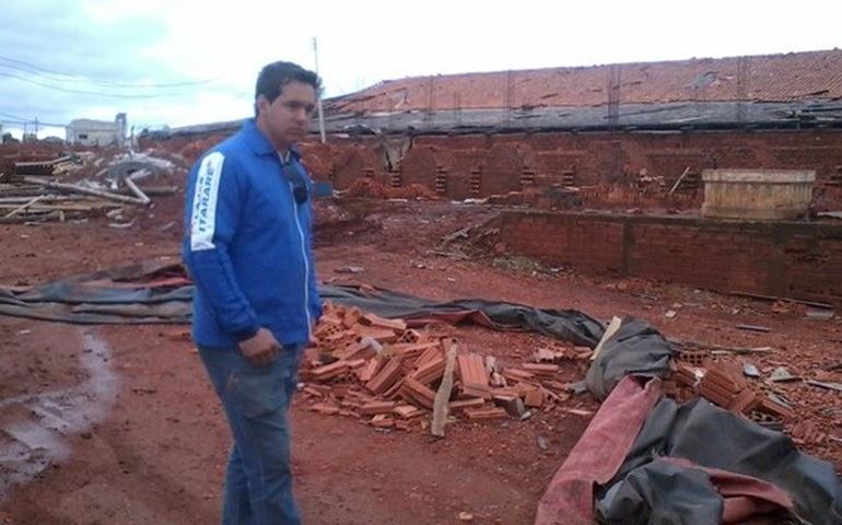 EMPRESÁRIO SAMUEL SE EMOCIONA NO CASO DO MENOR MORTO PELO TORNADO