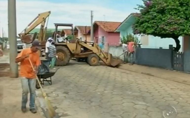 Paranapanema: Mutirão de combate à dengue percorre ruas