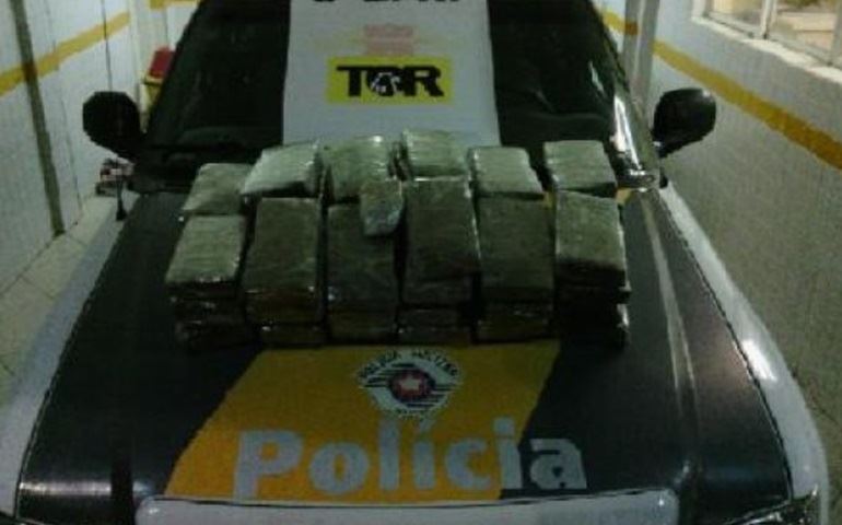 POLÍCIA MILITAR RODOVIÁRIA APREENDE 40,200 KG DE MACONHA