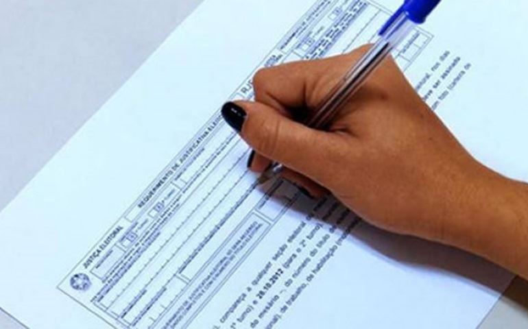 Eleitor tem 60 dias para justificar ausência na votação