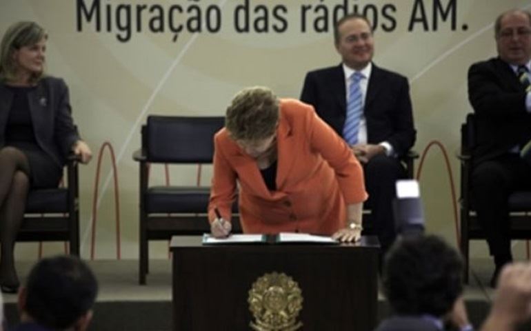 Rádios AMs investirão alto para migrar à FM