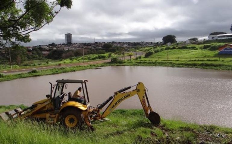 Secretaria de Serviços intensifica limpeza e conservação dos bairros
