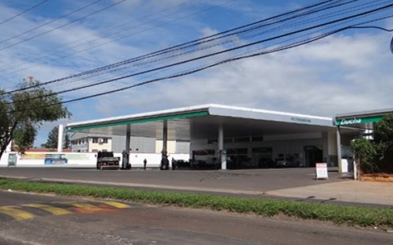 Posto na Vila Paulista é assaltado por motoqueiro em Botucatu