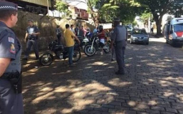 PM prende dois homens e um adolescente procurados pela justiça