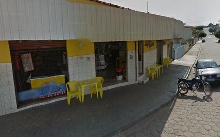 Crianças são encontradas sozinhas em frente a bar em Avaré