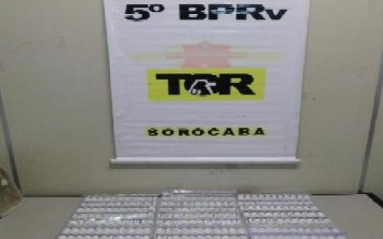 POLÍCIA MILITAR RODOVIÁRIA APREENDE MEDICAMENTOS DE PROCEDÊNCIA IGNORADA