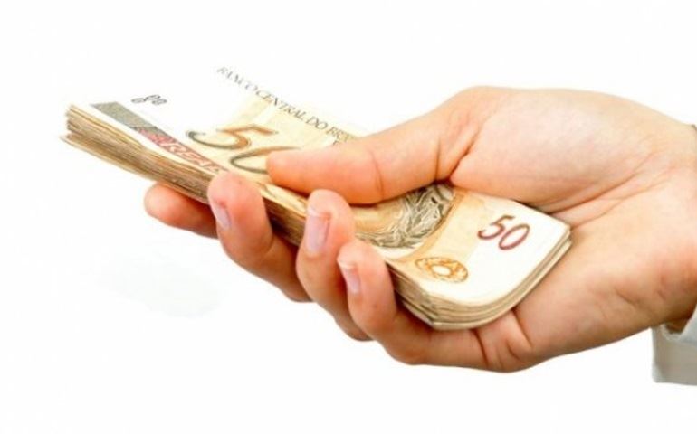 Prefeitura paga 98% dos funcionários na sexta, dia 4