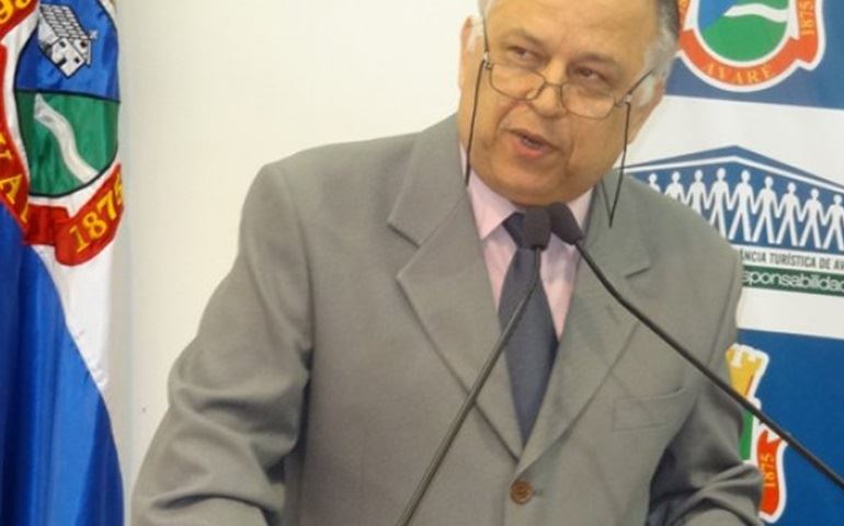 Vereador Ernesto Ferreira de Albuquerque pede a Prefeitura realização de eventos na Vila Dignidade