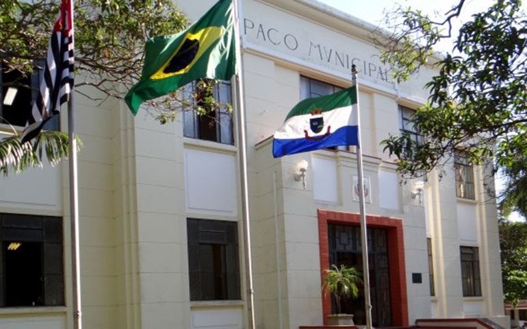 Serviços essenciais à população prosseguem graças ao equilíbrio das contas municipais