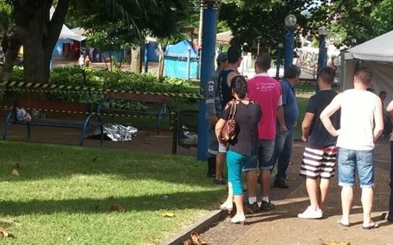 Mulher mata morador de rua com garrafa quebrada, afirma Guarda