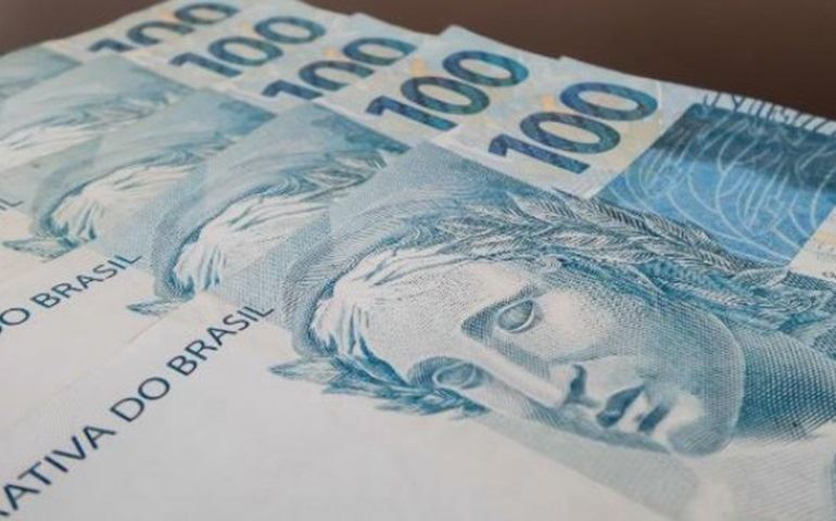 Governo abate dívidas estaduais por apoio à CPMF