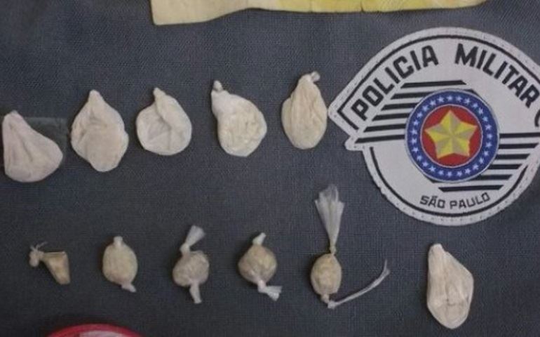 PM PRENDE UM TRAFICANTE E UM HOMEM QUE COMPROU VEÍCULO FURTADO NA ?FEIRA DO ROLO?