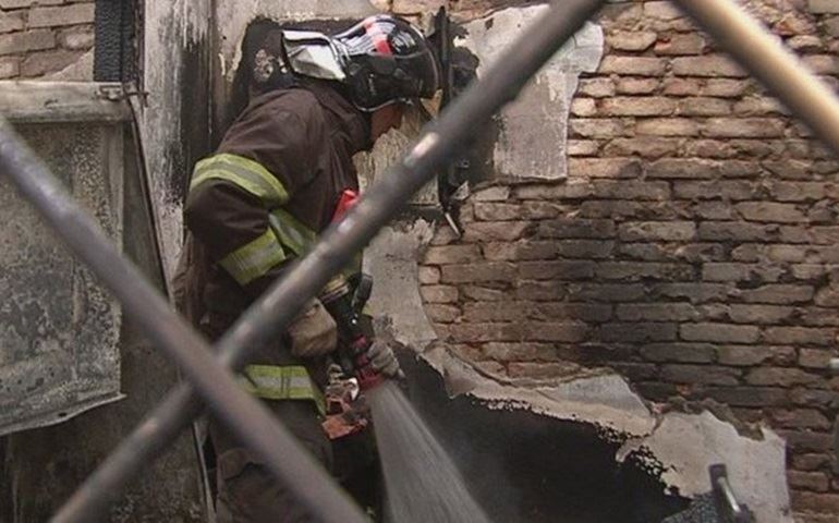 Explosão deixa duas casas destruídas em Itapetininga