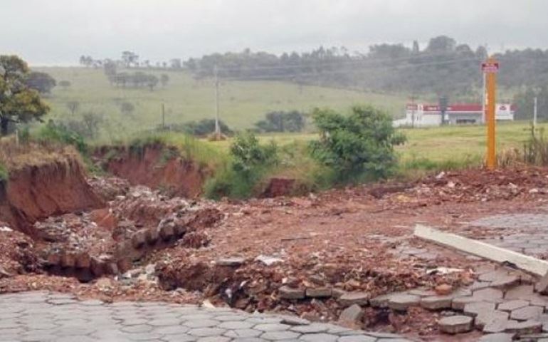 Convênio de R$ 1 milhão vai solucionar erosão da Gilberto Filgueiras