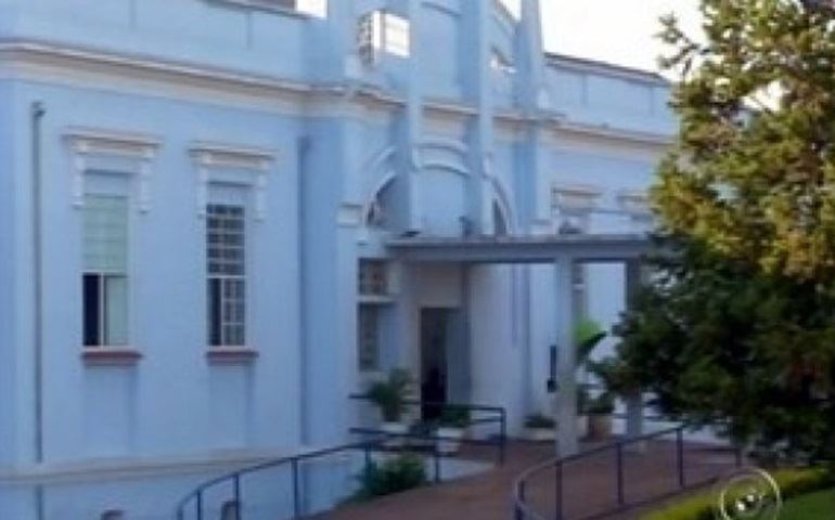 Falso médico dá golpe em família de paciente da Santa Casa por telefone