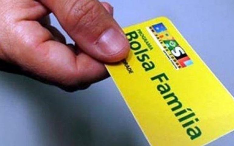 Pente-fino em salários incompatíveis cancela benefícios do Bolsa Família