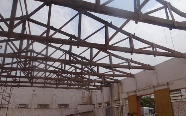 NOTA DE ESCLARECIMENTO - RETIRADA DE MADEIRAMENTO NO ANTIGO HANGAR NO PARQUE FERNANDO CRUZ PIMENTEL 