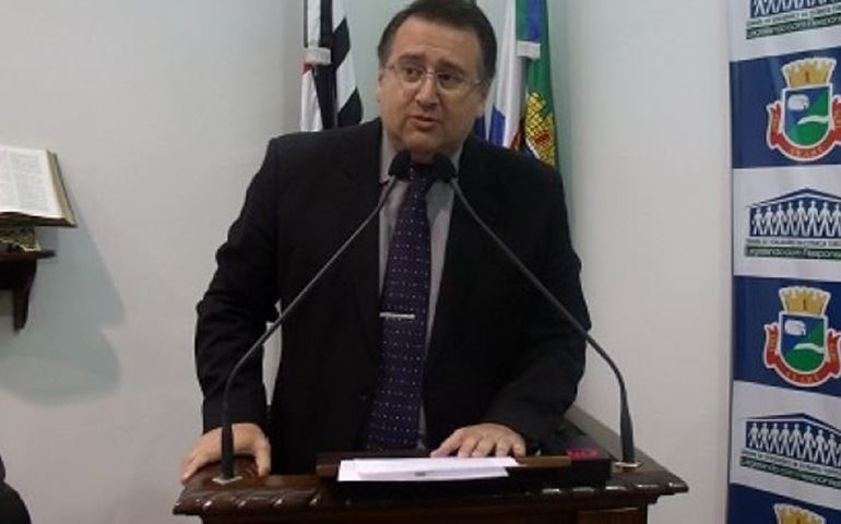 Vereador promete acompanhar de perto pregão da Educação