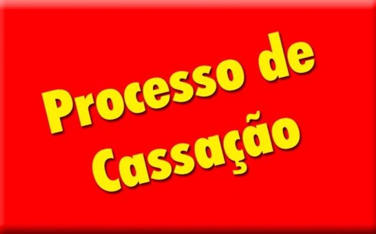 Poio Novaes pode ser afastado e cassado do Cargo de Prefeito