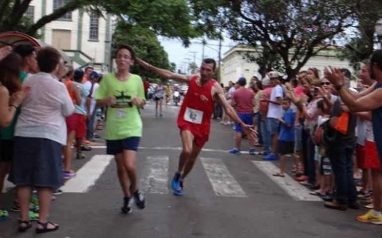 Garra e confraternização marcam a 70ª Corrida Elias Ward
